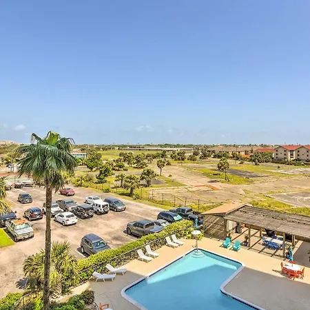Galveston Oceanfront Condo With Balcony And View!